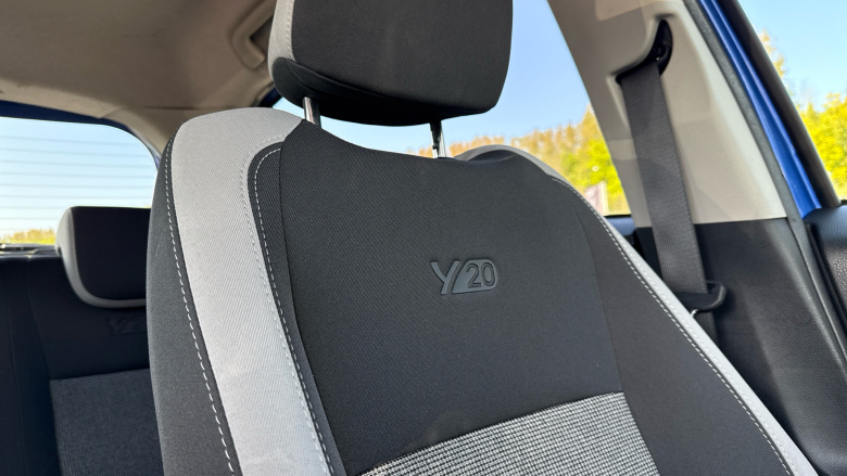 Toyota Yaris 1.5 Hybrid Y20 5dr CVT [Bi-tone] Hybrid Hatchback